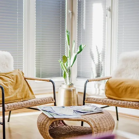 360 Grad & Bar מלון *