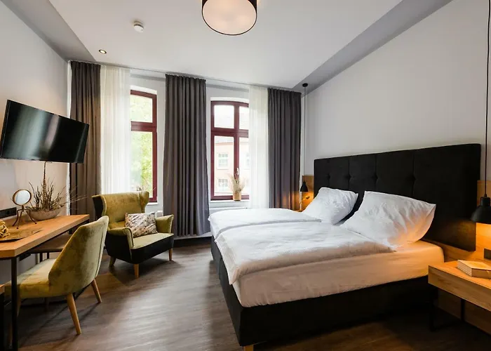 360 Grad & Bar Отель *