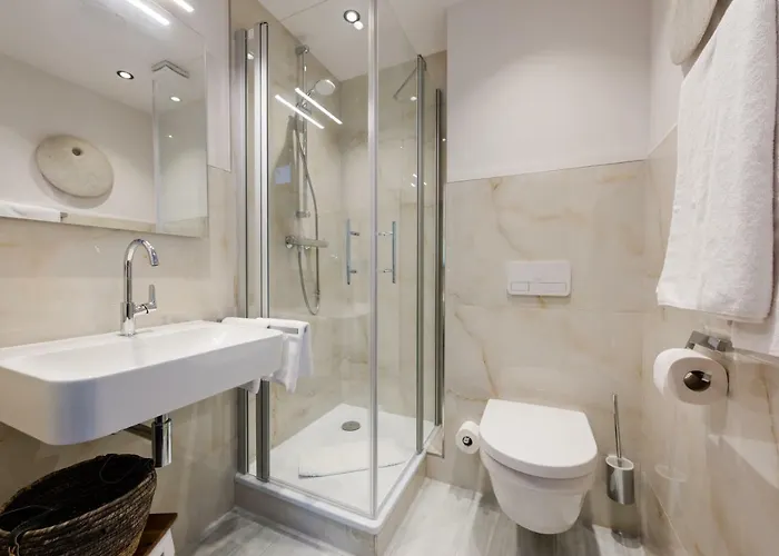 360 Grad & Bar Отель Леер